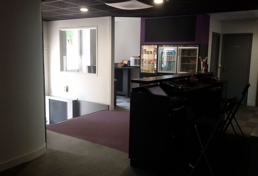 Отель Albert Elisabeth Gare Sncf