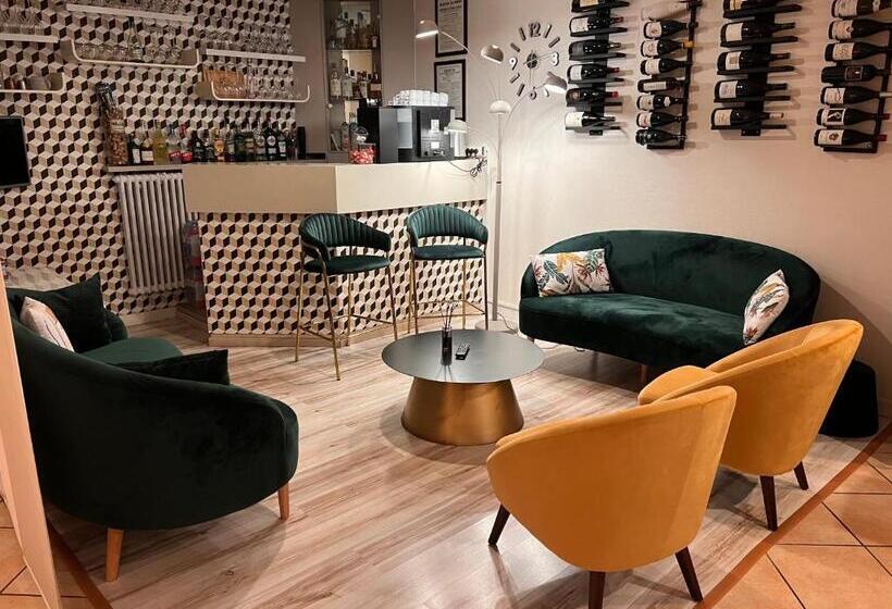 فندق Alpes Cevennes