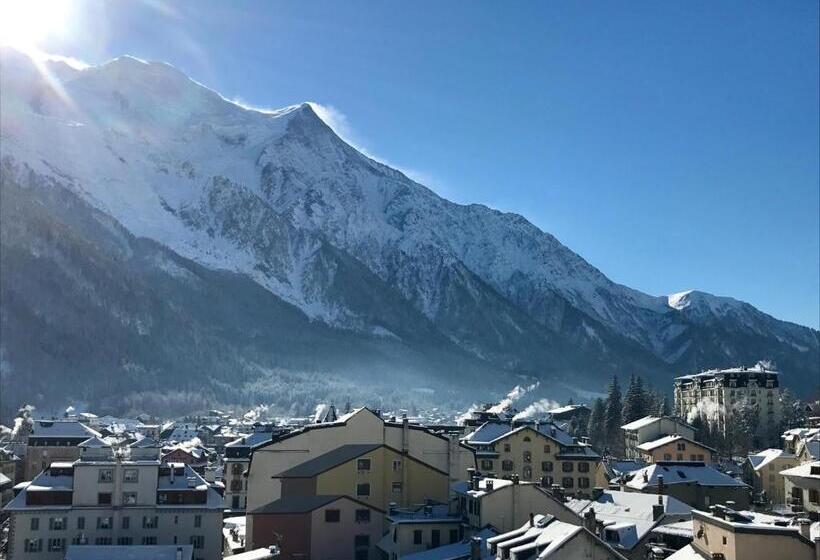 ホテル Alpina Eclectic