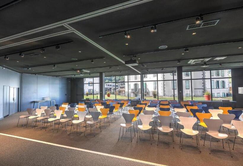 ホテル Alpina Eclectic