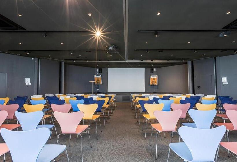 ホテル Alpina Eclectic