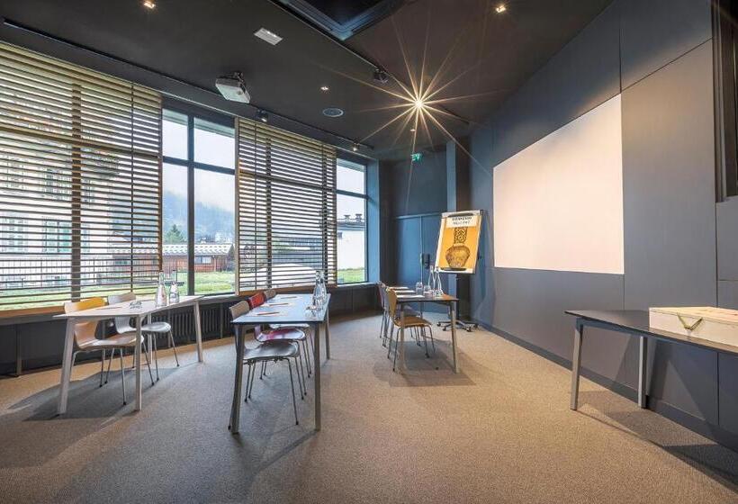 ホテル Alpina Eclectic