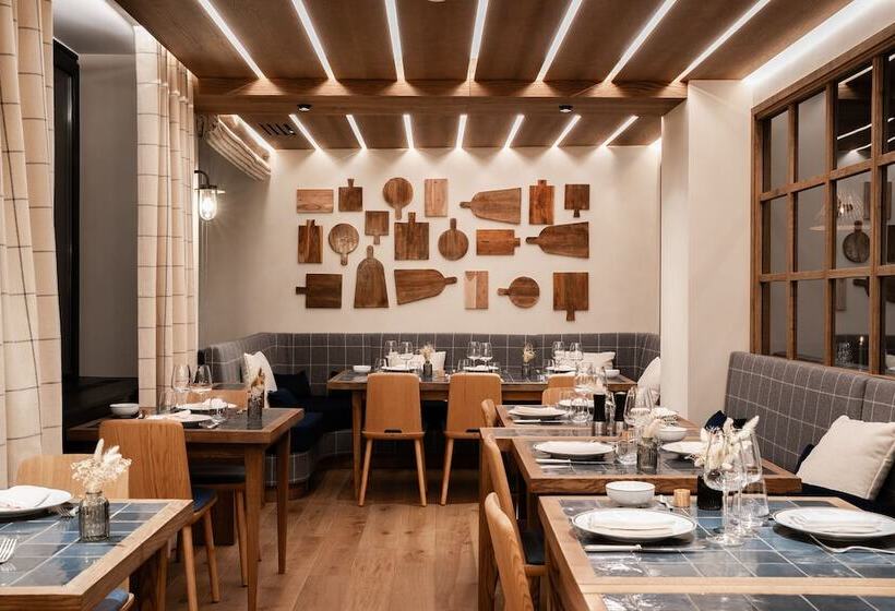 Отель Annapurna