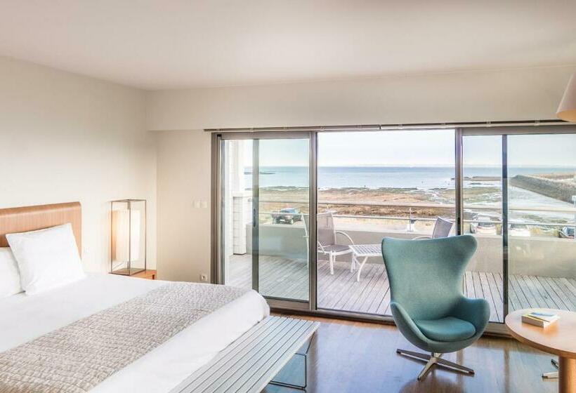 ホテル Anne De Bretagne