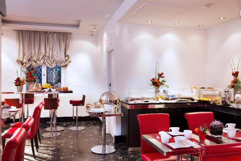 ホテル Ares Eiffel