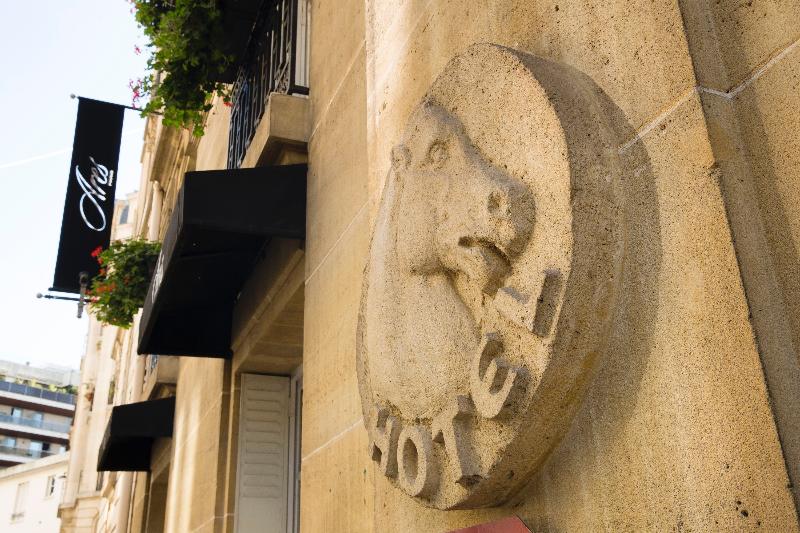 ホテル Ares Eiffel