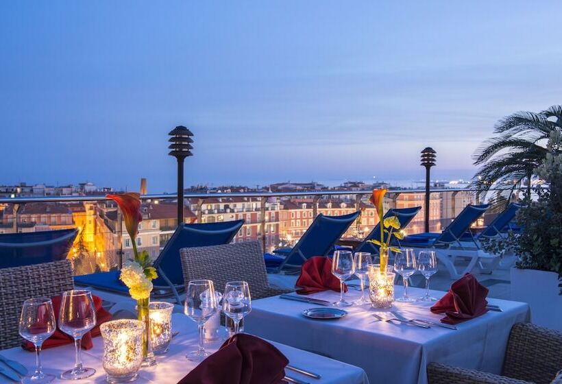 ホテル Aston La Scala