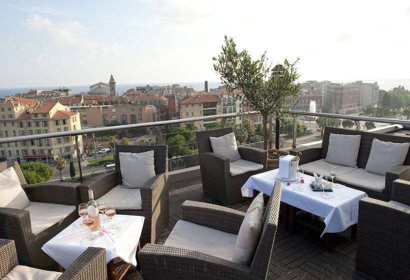 ホテル Aston La Scala