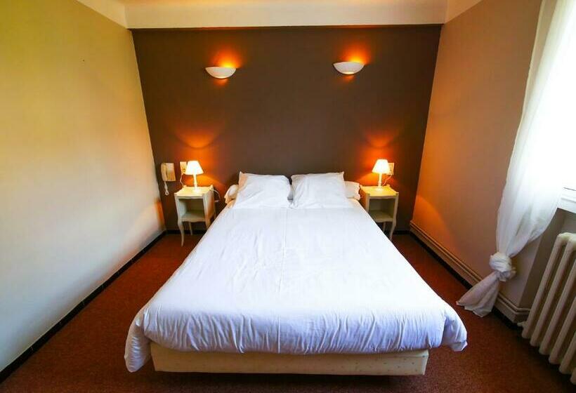 فندق Auberge De La Tour