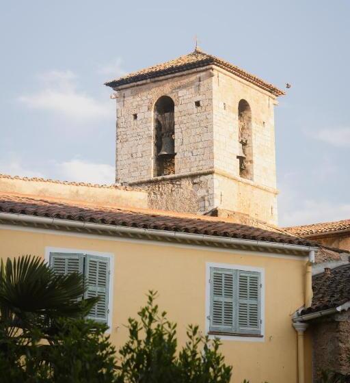 فندق Auberge De La Tour