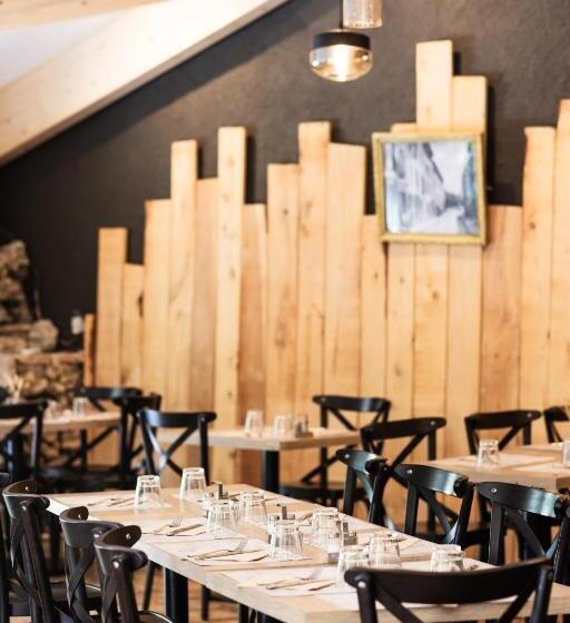 فندق Auberge De La Tour