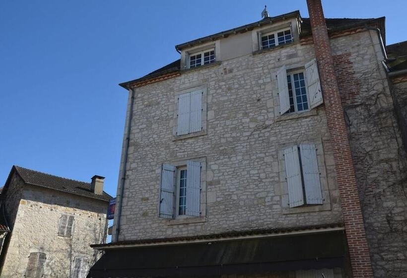 ホテル Auberge Du Puits