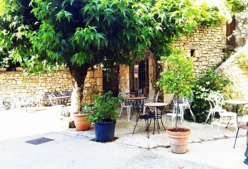 ホテル Auberge Du Puits