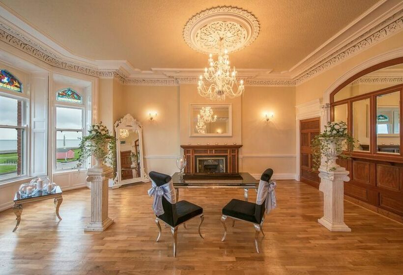 Esplanade Hotel On The Seafront