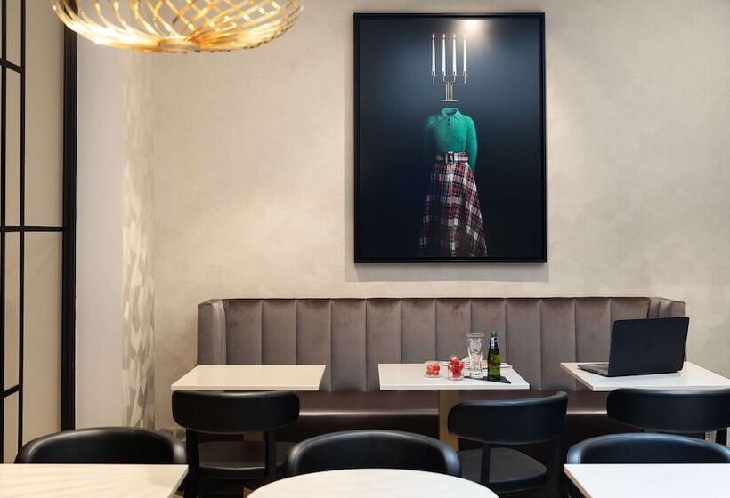 Отель Best Western Plus Hôtel Massena Nice