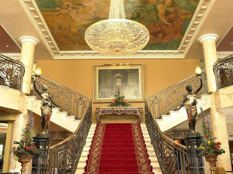 Bridge House Hotel, Leisure Club & Spa
