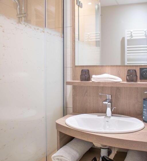 Brit Hotel Blois   Le Préma