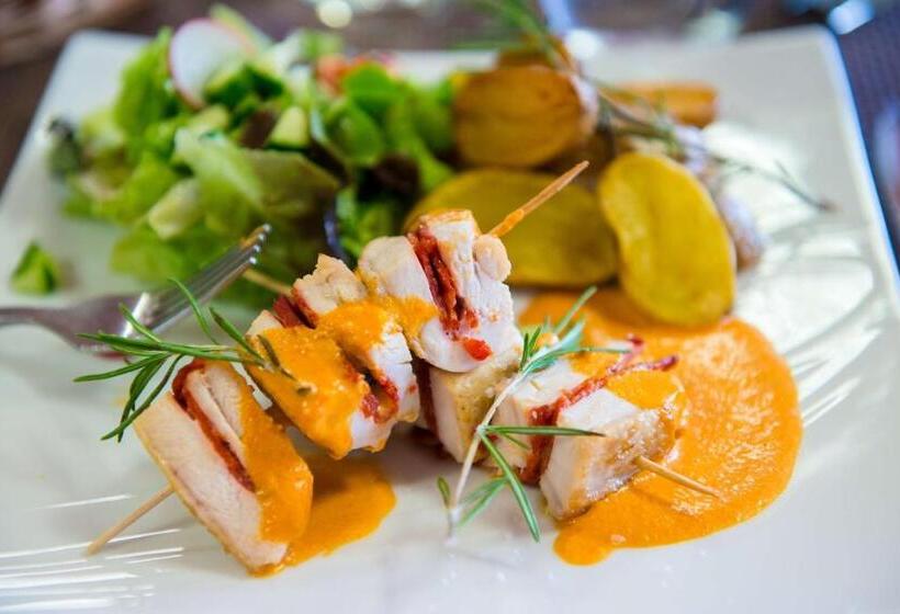 Brit Hotel Blois   Le Préma