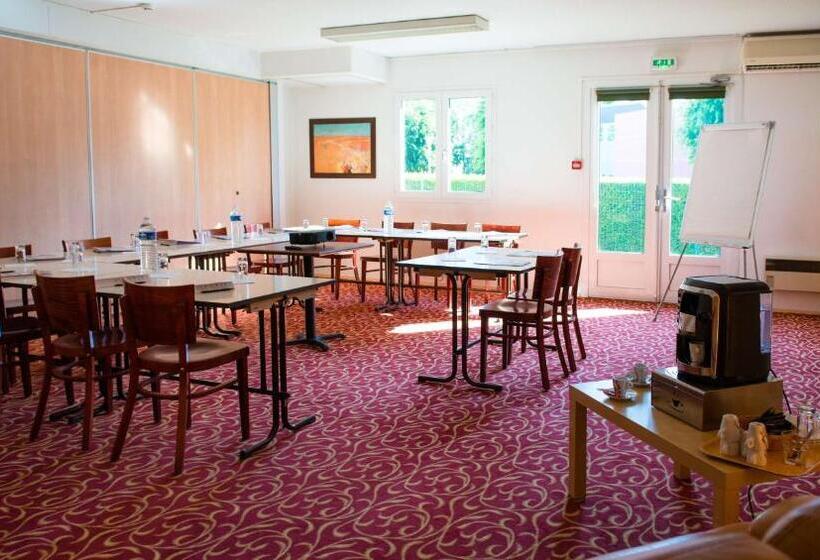 Brit Hotel Blois   Le Préma