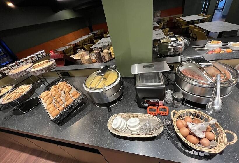 Brit Hotel, Spa & Restaurant   Colmar Est