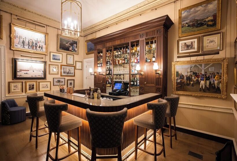 Отель Cashel Palace