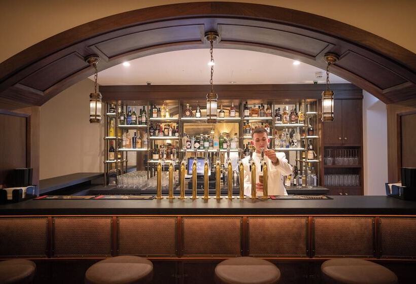 Отель Cashel Palace