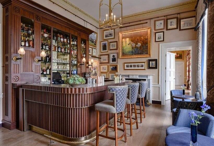 Отель Cashel Palace