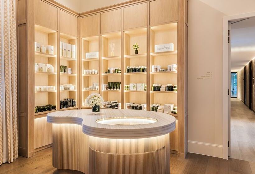 Отель Cashel Palace