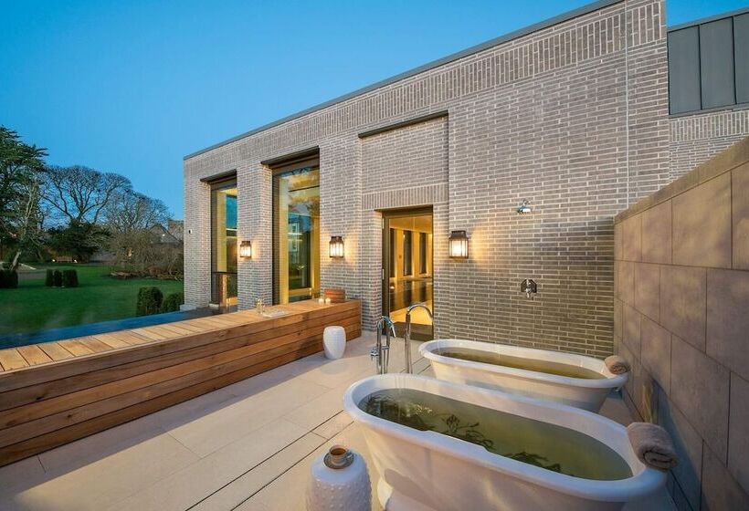 Отель Cashel Palace