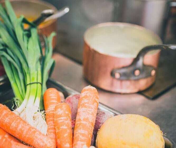 Castel De Très Girard   Hotel & Restaurant   Teritoria