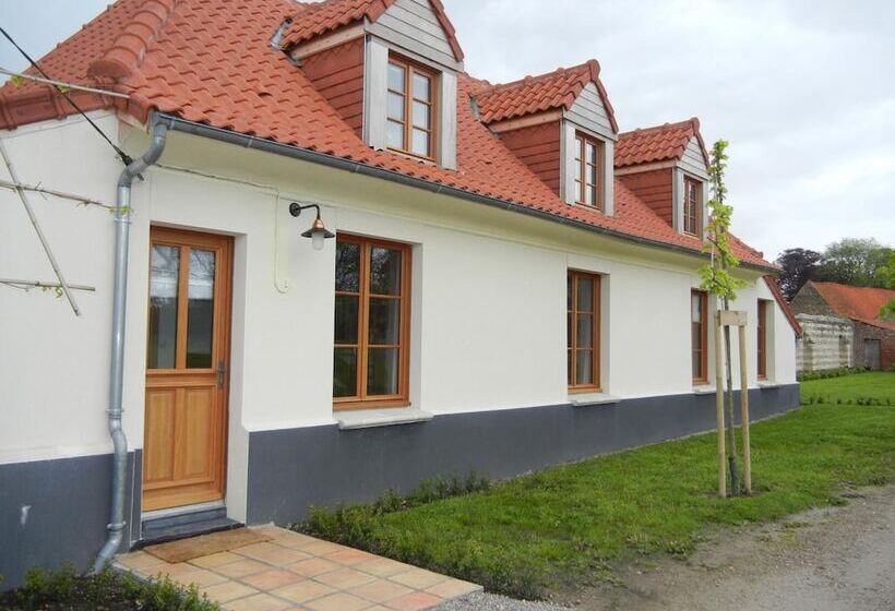 هتل Château De Cocove