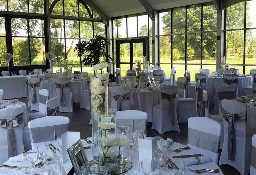 هتل Château De Cocove