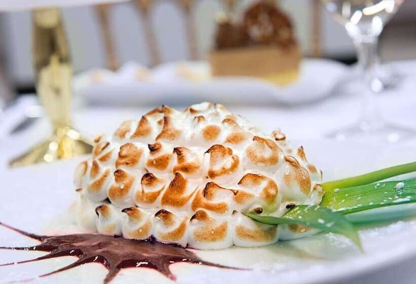 هتل Château De Cocove