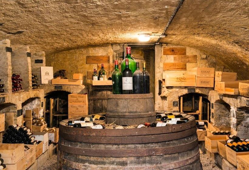 هتل Château De Cocove