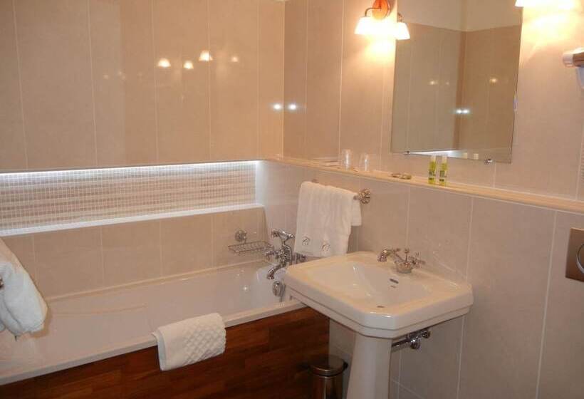 هتل Château De Cocove