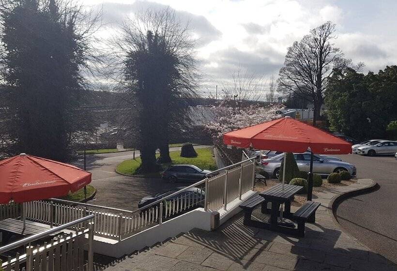 Clayton Hotel Silver Springs