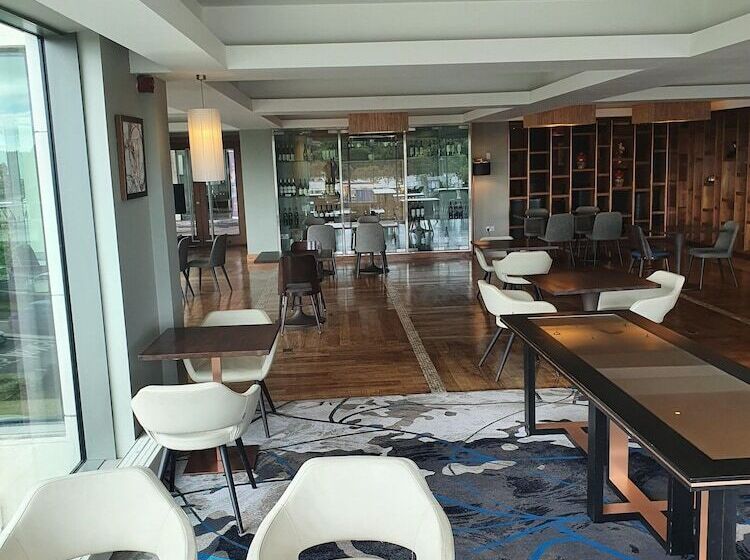 Clayton Hotel Silver Springs