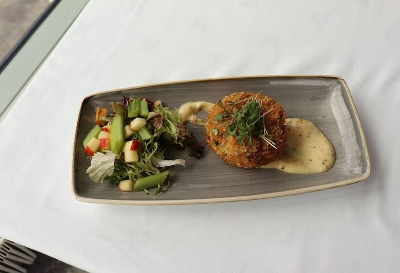 Clayton Hotel Silver Springs