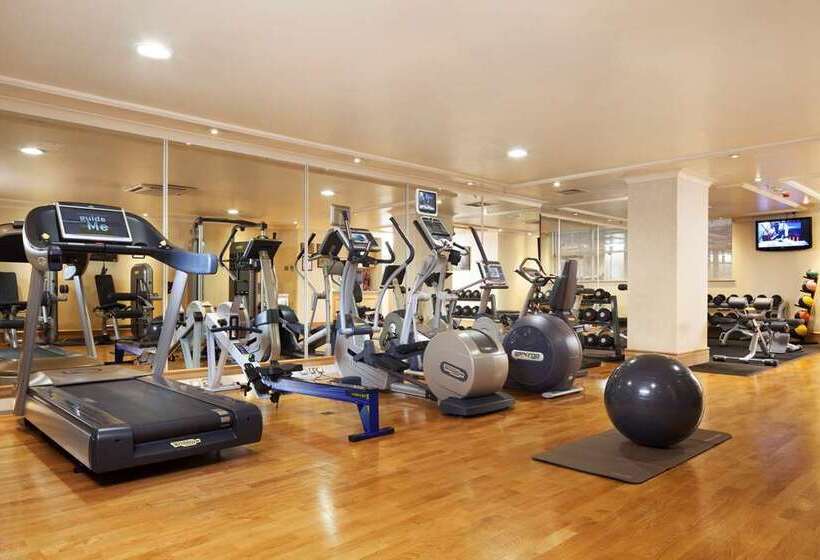 בית מלון כפרי Conrad Dublin