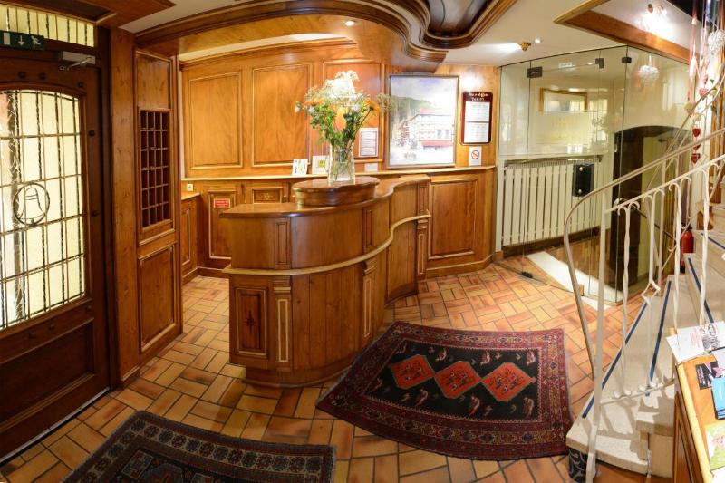 酒店 Logis Hôtel De La Cloche