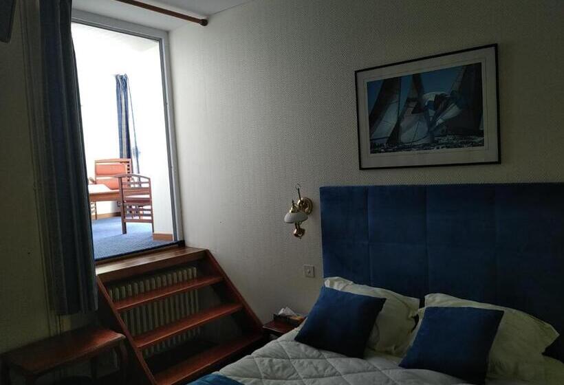 Отель De La Mer