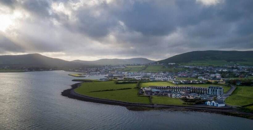 בית מלון כפרי Dingle Skellig