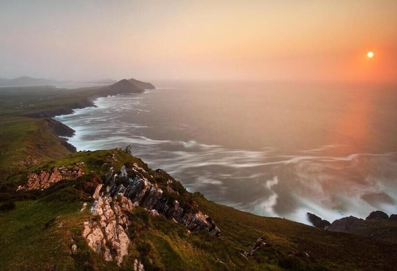 בית מלון כפרי Dingle Skellig