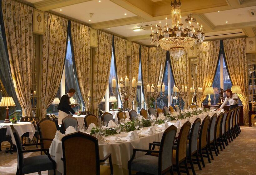 Отель Dromoland Castle