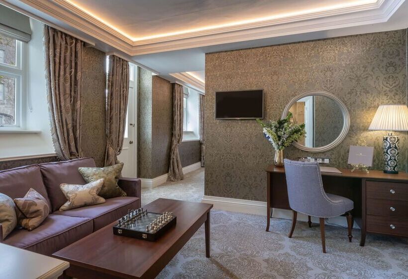 Отель Dromoland Castle