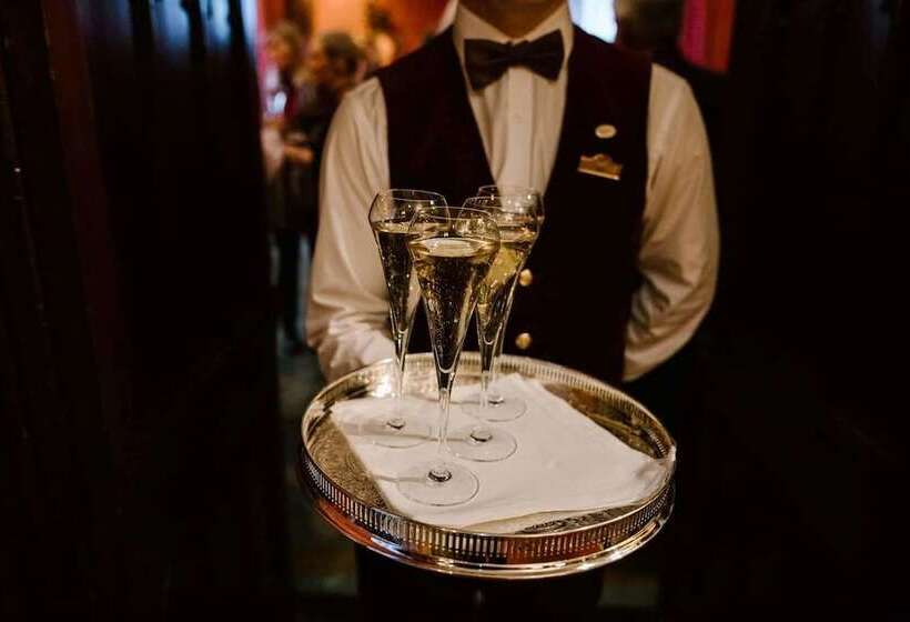 Отель Dromoland Castle