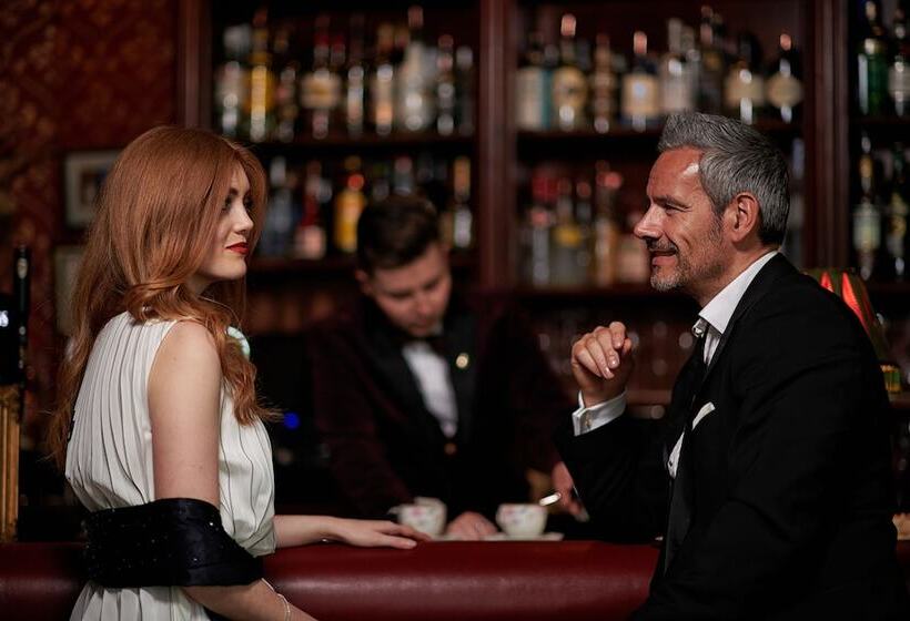 Отель Dromoland Castle