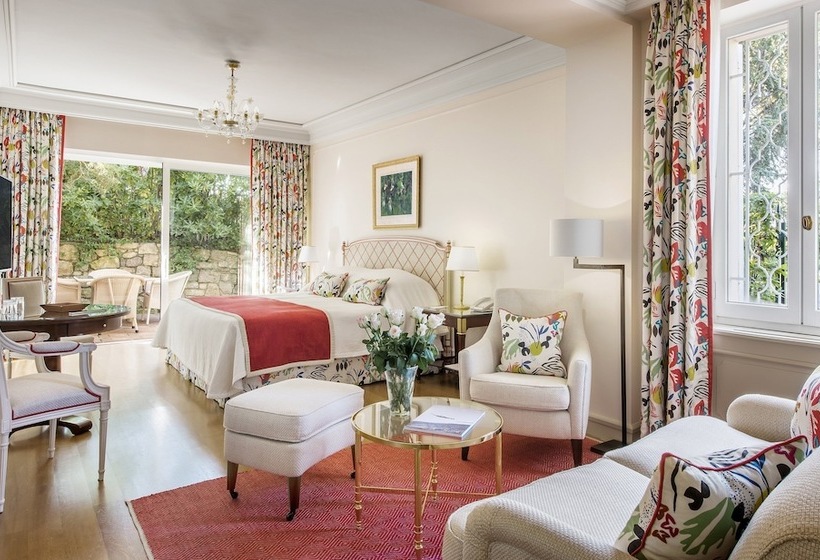 בית מלון כפרי Du Cap Eden Roc