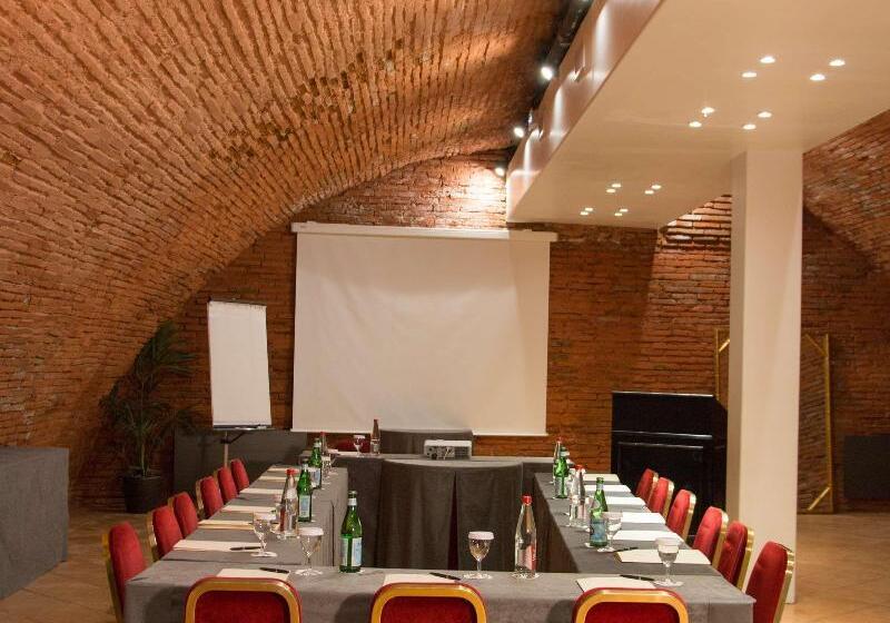 Grand Hotel De L Opera   Bw Premier Collection