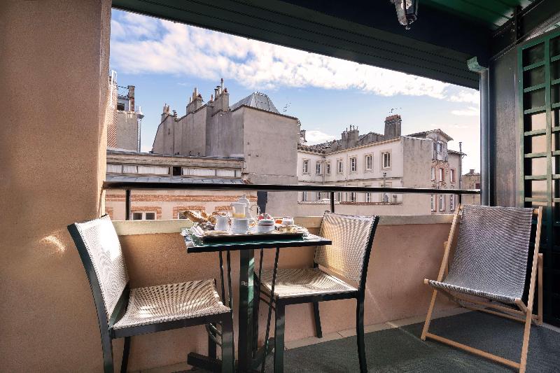 Grand Hotel De L Opera   Bw Premier Collection